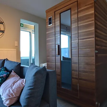 Luxurious In With Sauna Dom wakacyjny Aywaille